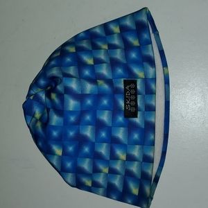 SKIDA unisex blue and white winter hat